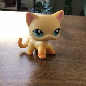 Littlest Pet Shop Short Haired Orange Cat #339 Blue Eyes Kitten LPS